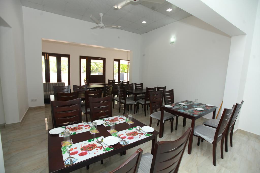 فندق Lavonka Tourist Rest أنرادابورام المظهر الخارجي الصورة